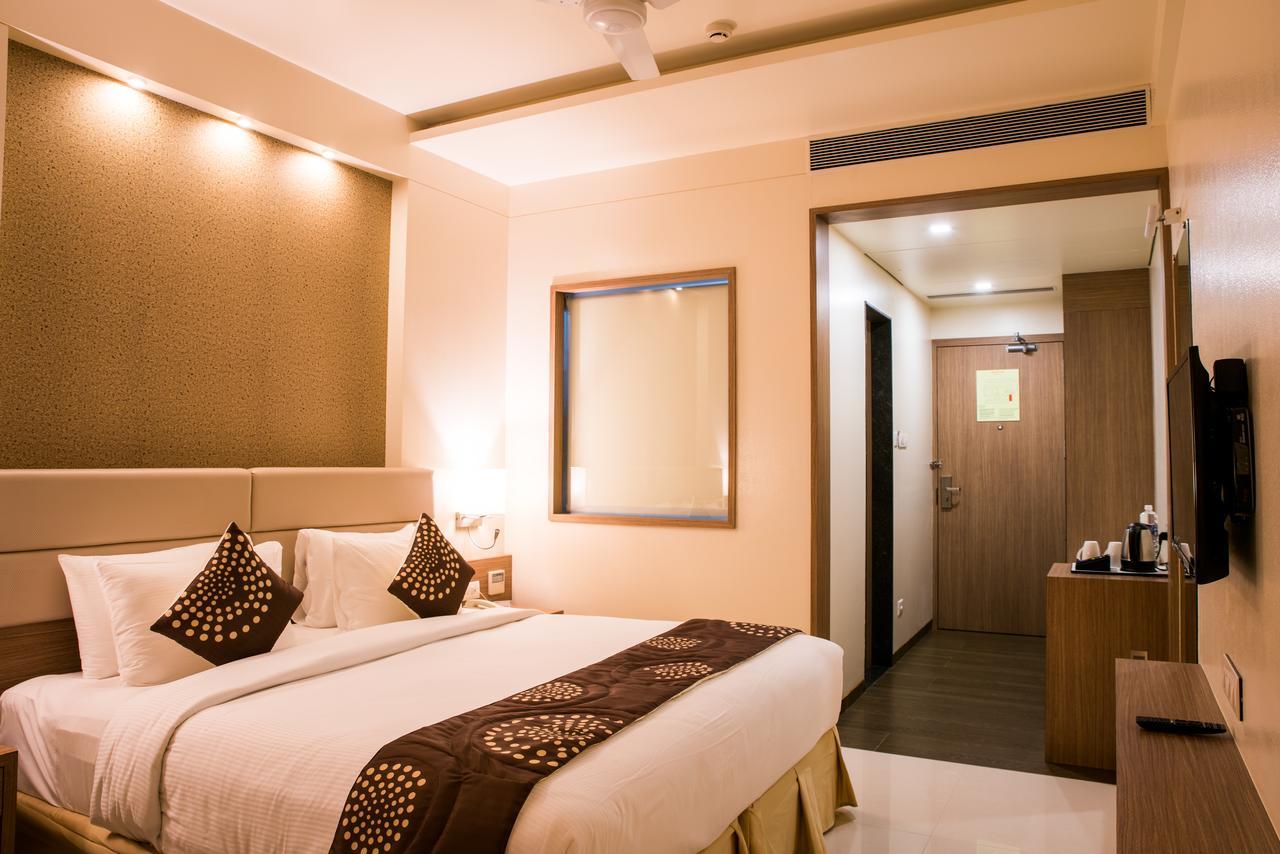 Hotel Grand Rio Nashik Zewnętrze zdjęcie